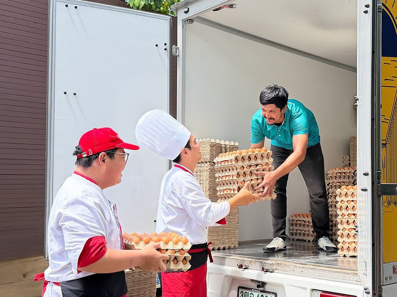 ONYX Hospitality Group Revolutionizes Luxury Dining by Prioritizing Sustainability and Partnering with Local Thai Farmers for an Authentic Culinary Experience ONYX Hospitality Group Revolutionizes Luxury Dining by Prioritizing Sustainability and Partnering with Local Thai Farmers for an Authentic Culinary Experience