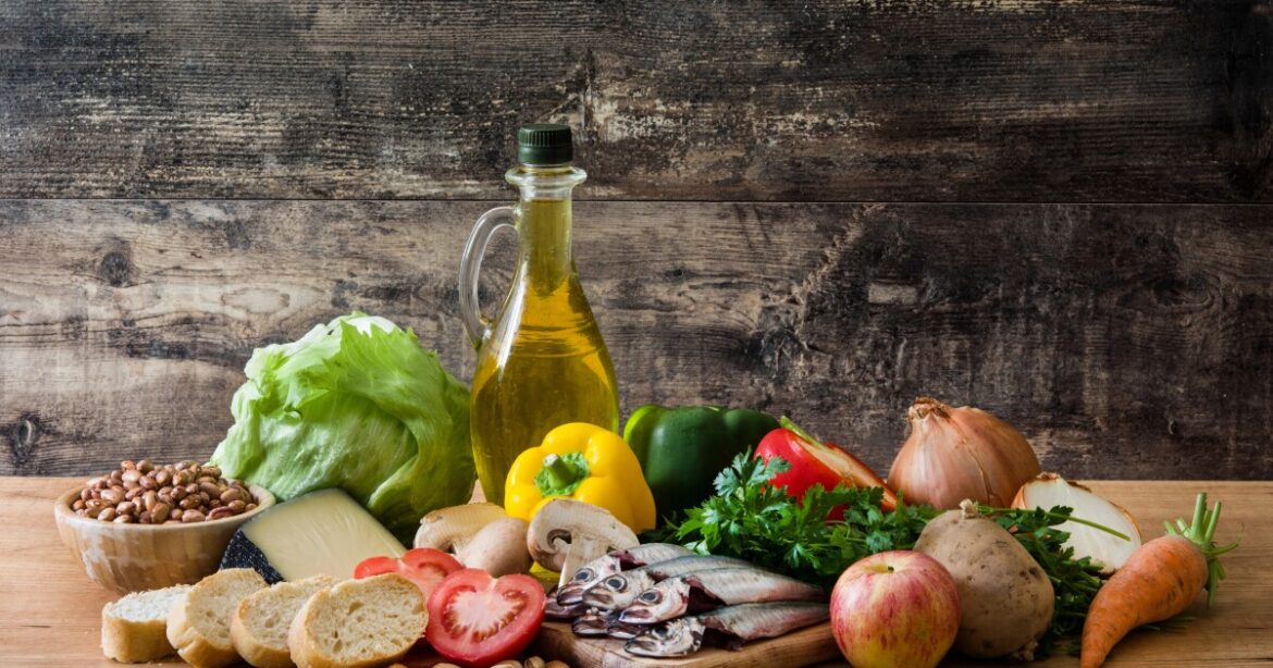 Mediterranean Diet Offers Better IBS Symptom Relief Than Low-FODMAP
