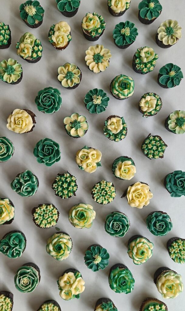 Buttercream Floral Cupcakesss