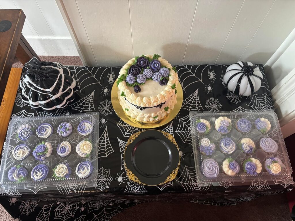 Baked and decorated the cake and cupcakes for a friend’s wedding today Baked and decorated the cake and cupcakes for a friend’s wedding today