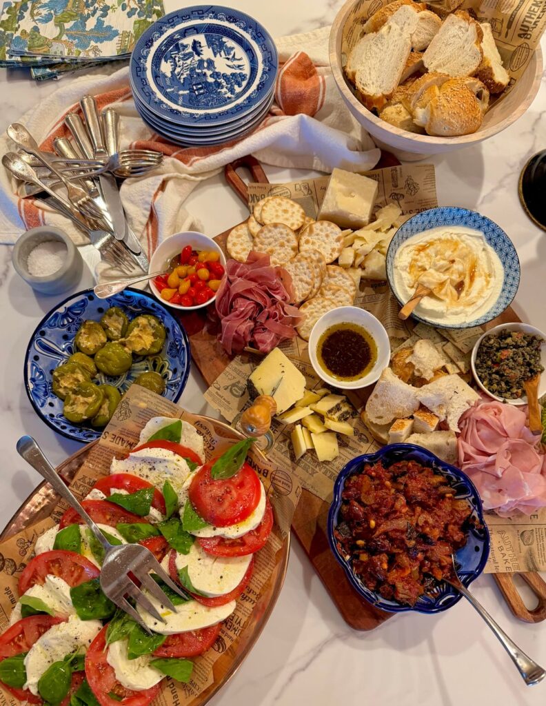 Surprised my folks with a visit home yesterday. Ol’ mom broke out the goods. Good time spent with the fam… gargoyling around the board like ravenous beasts. (Bonus pasta🤌🏻🤌🏻)