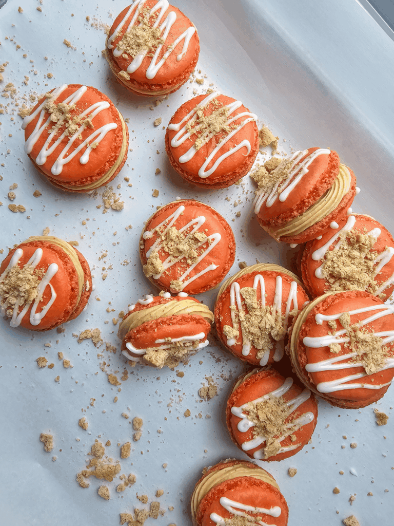 Pumpkin Spice Macarons 🧡