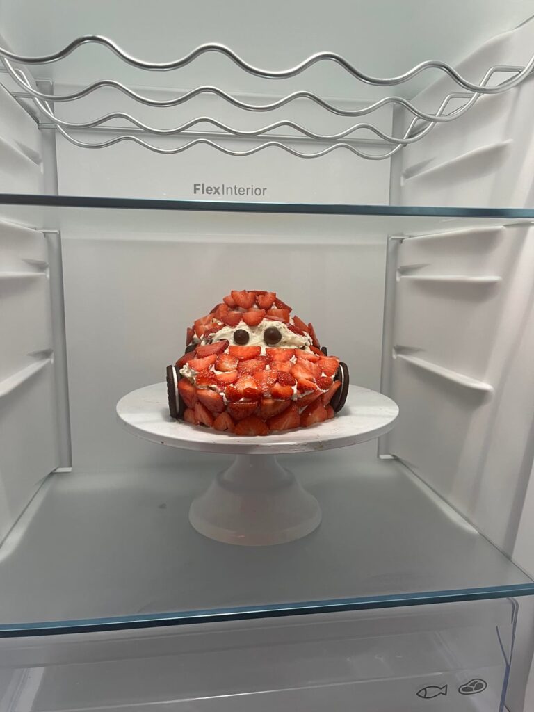 Lightning Mcqueen cake!!