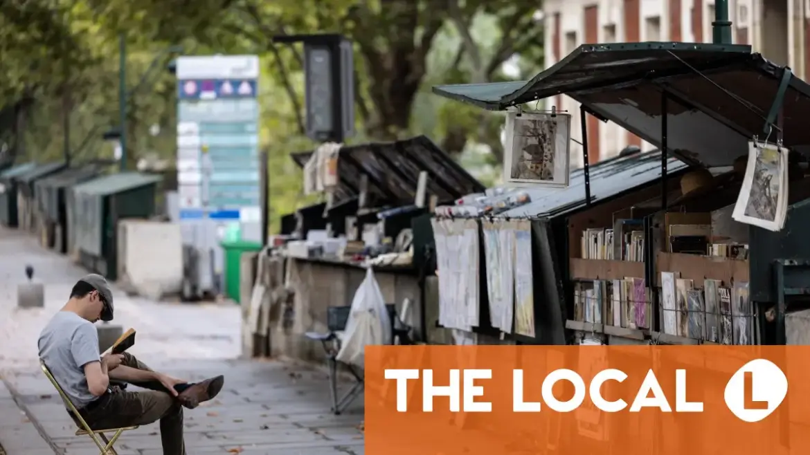 Rip-off restaurants and how France keeps its paper-based traditions