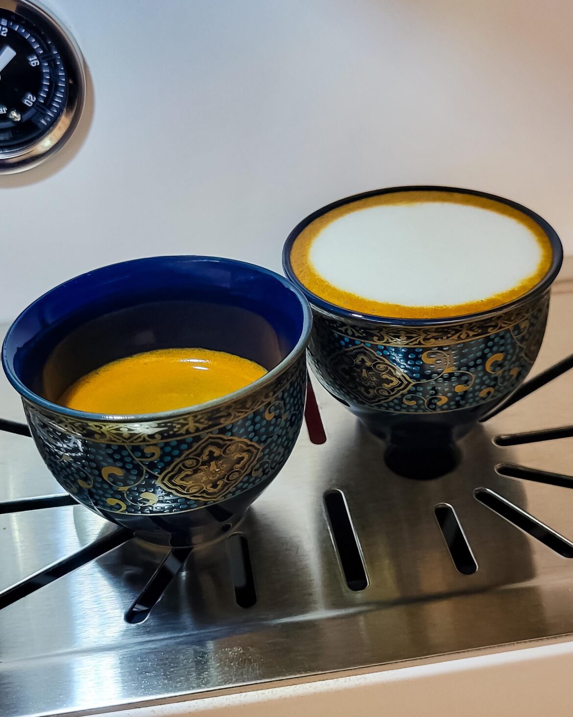 Whenever I open up a new bag of coffee I always do a split shot. One cup is only espresso and the other cup I add oat milk. I like to see how each cup tastes. Anyone else do this?