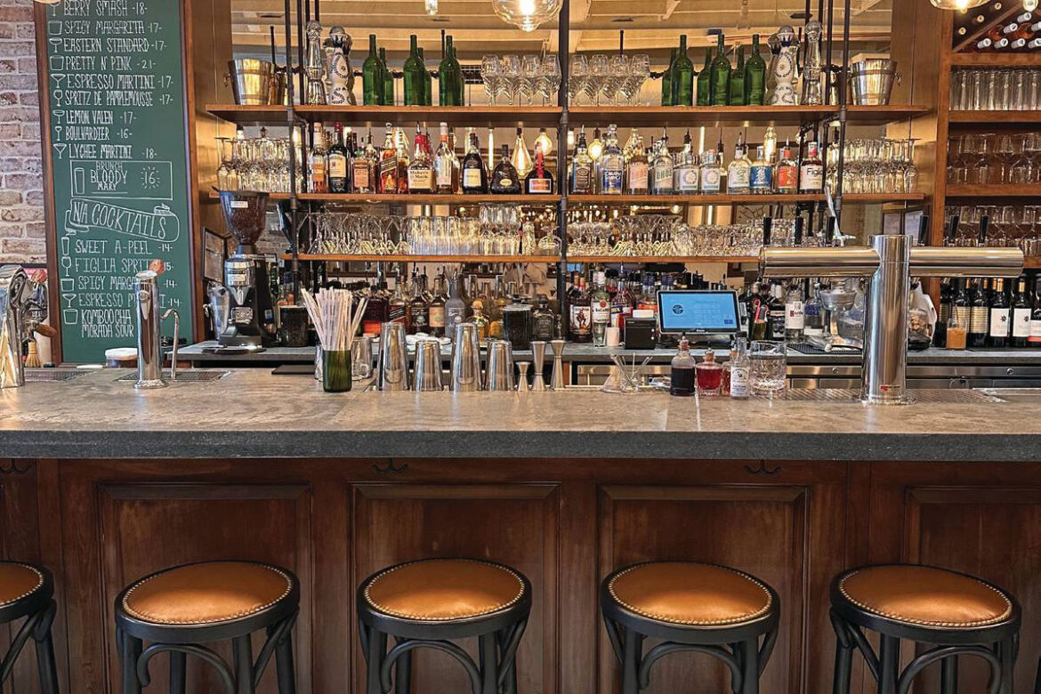 Café Deux Delights With French-American Fare in Harrison