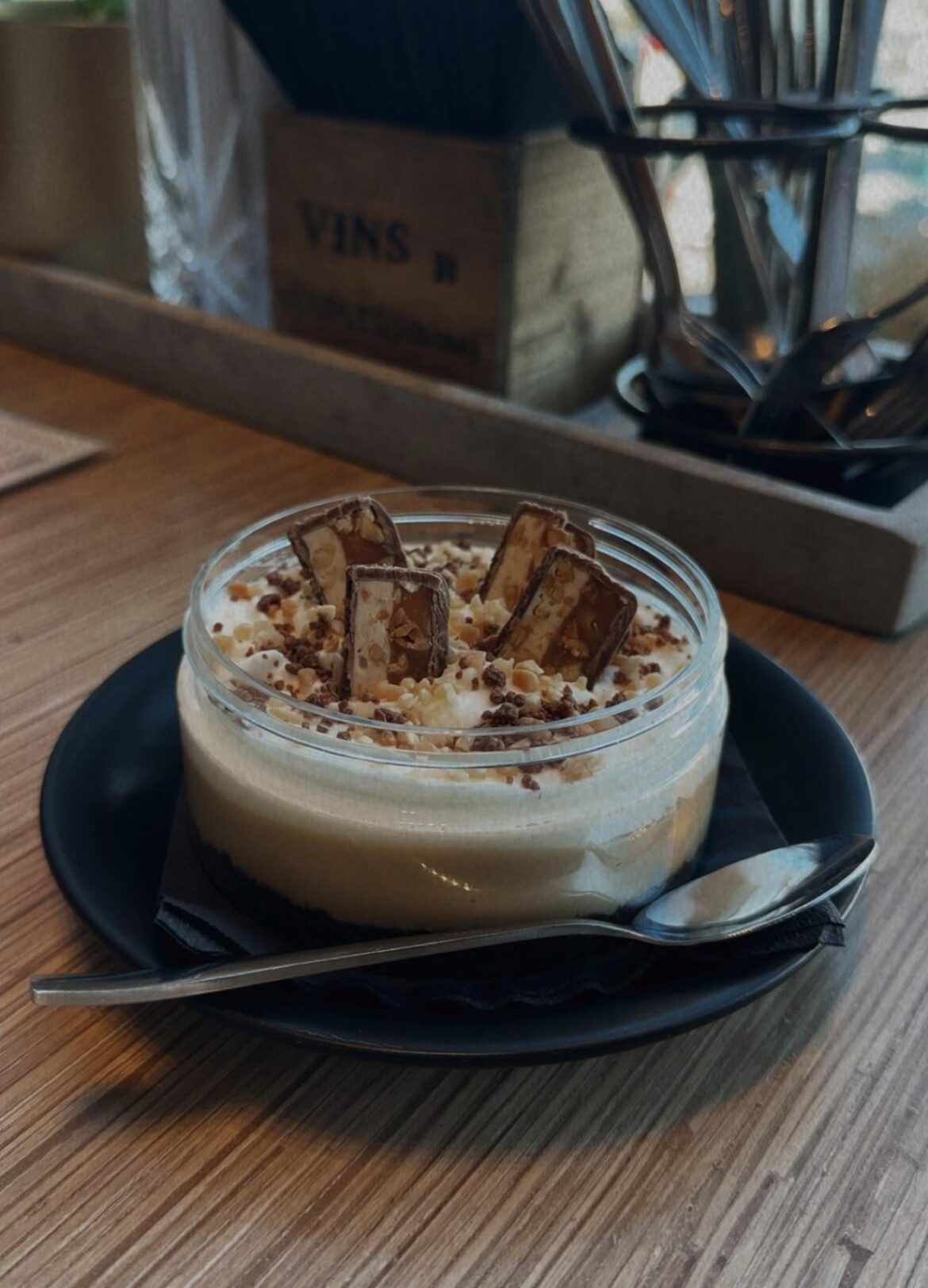 Snickers cake in a cup