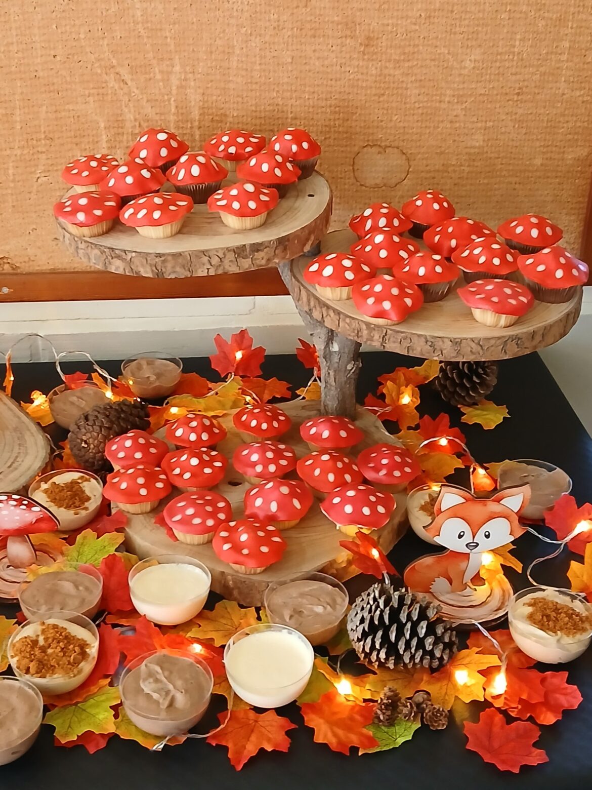 Went to a family party today with homemade autumn themed cupcakes.
