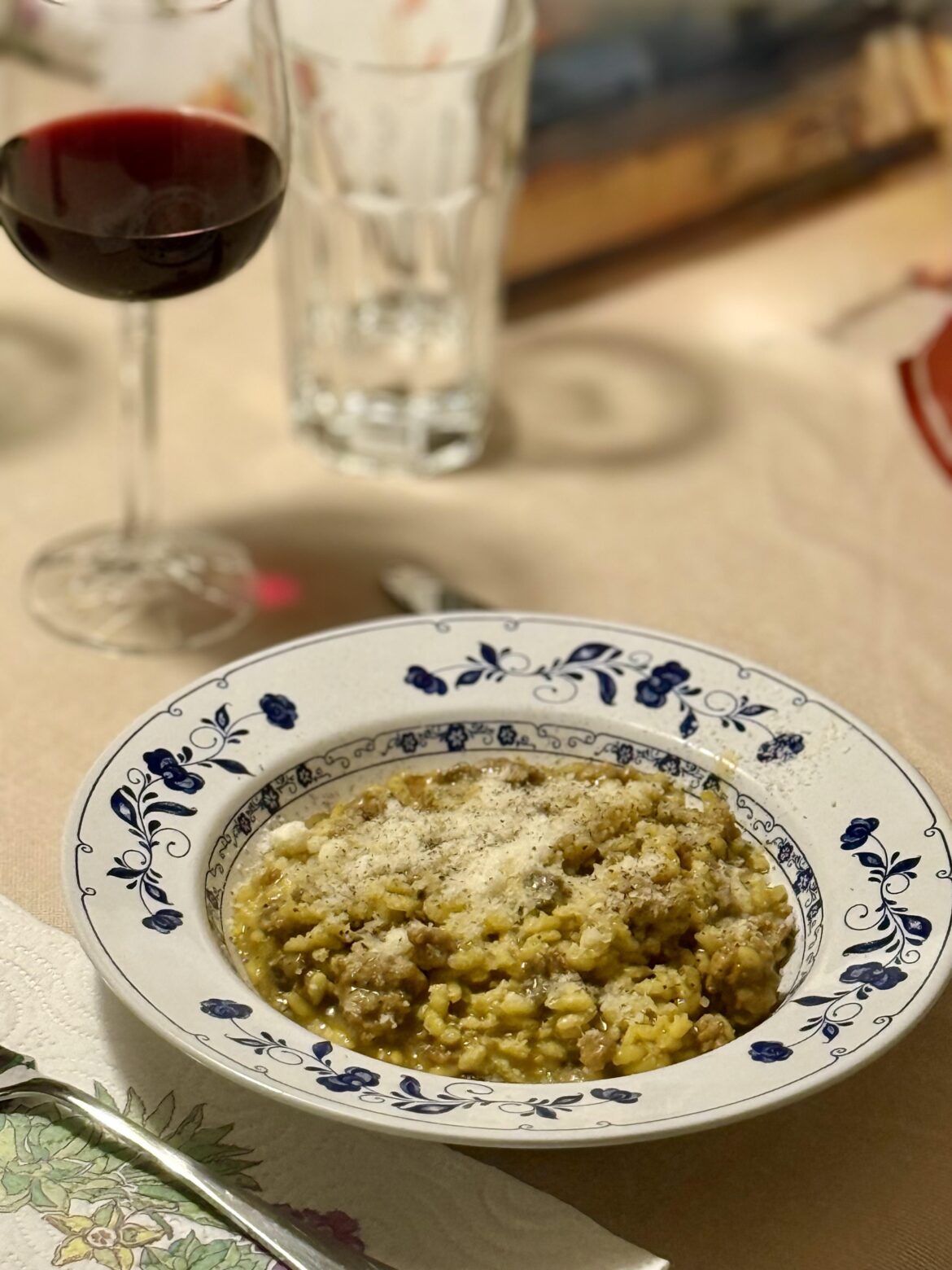 Risotto ai funghi porcini e salsiccia