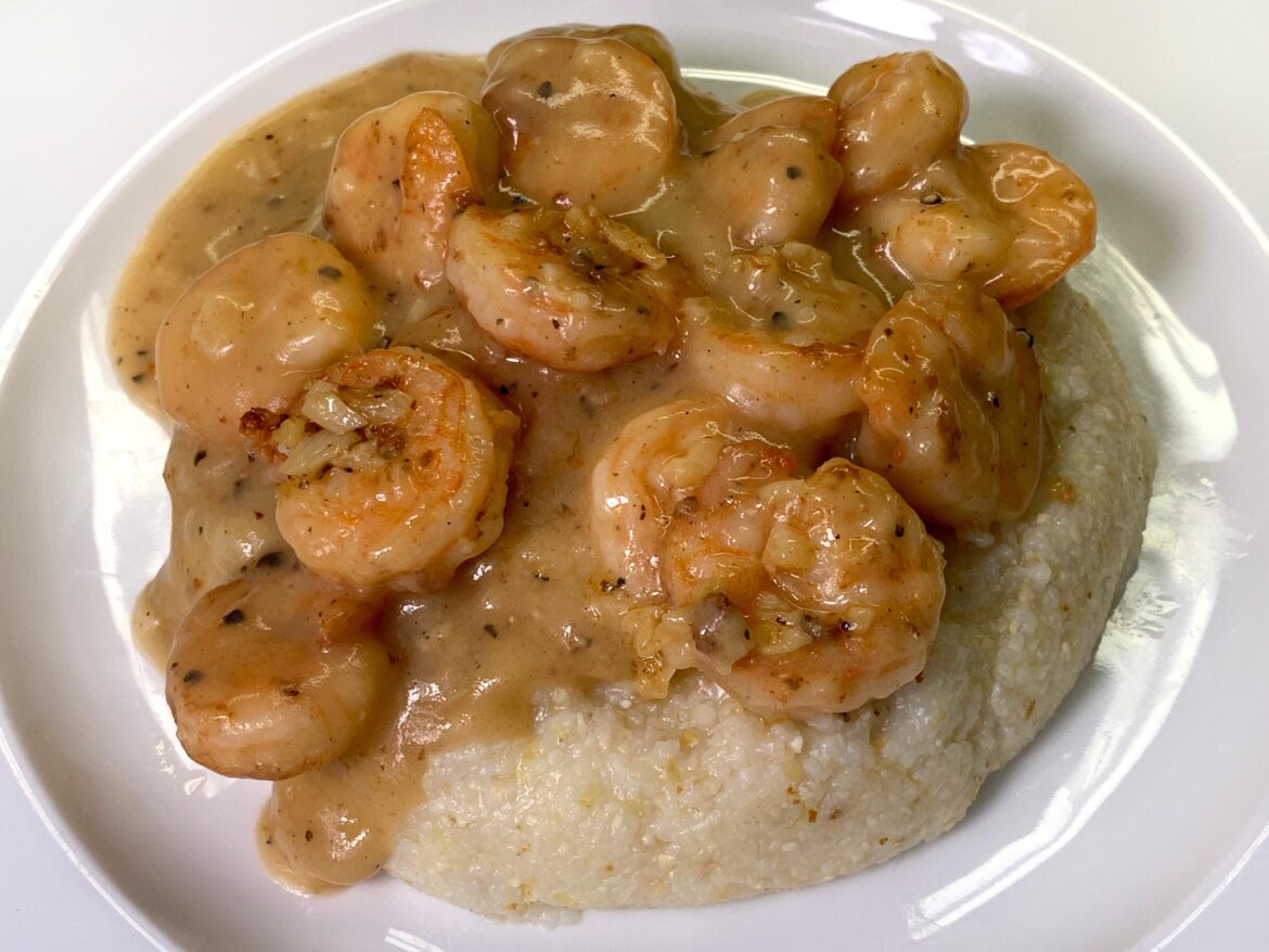 Garlic Shrimp and Grits