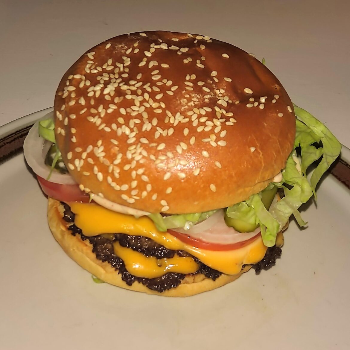 Another classic cheeseburger