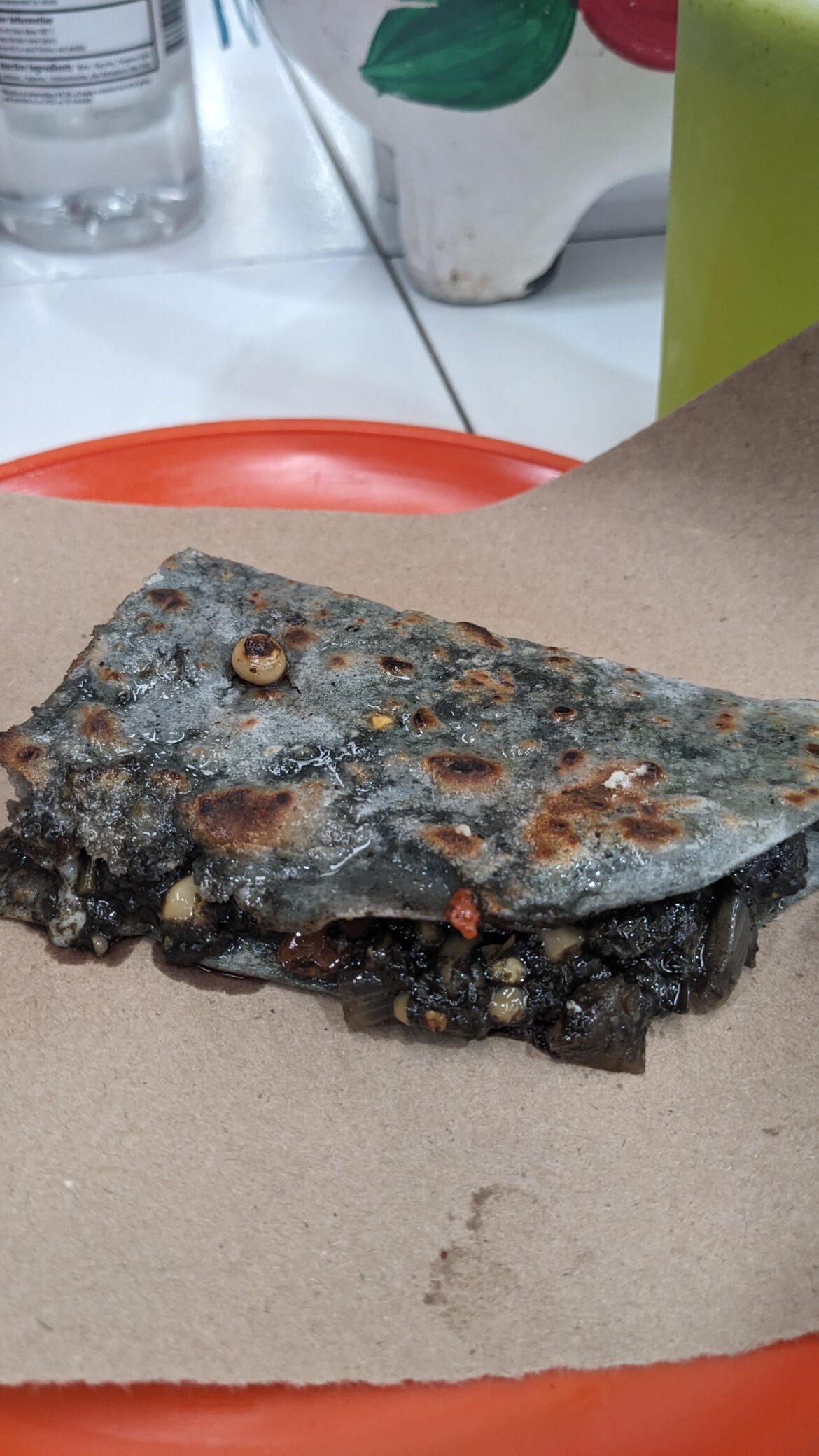 Anyone know of any Mexican restaurants that have a comal?