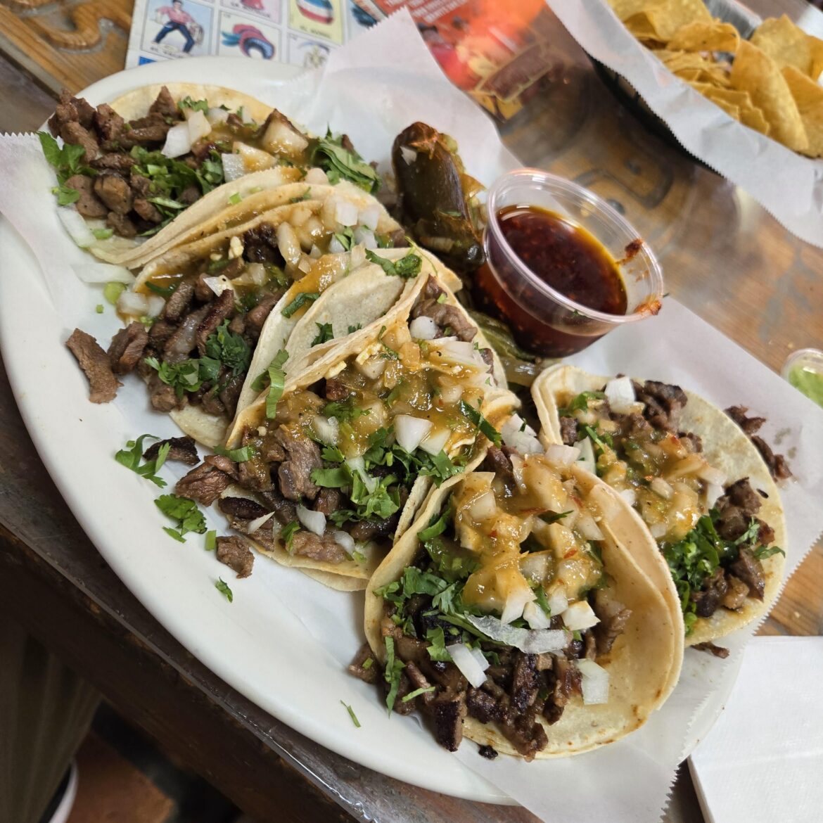 I don't think I'll ever get tired of asada tacos lol