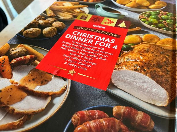 Iceland's Christmas Dinner For 4 in a box