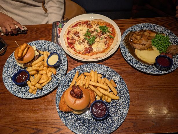Wetherspoons christmas menu items