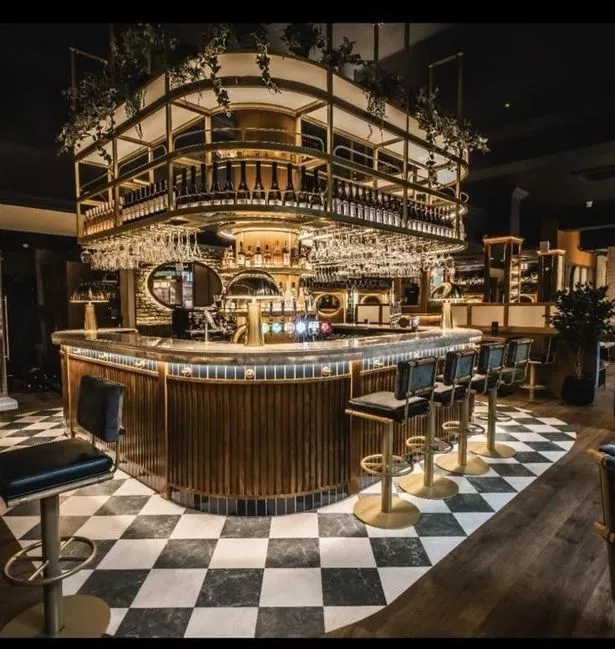 Those behind the restaurant plan for the central bar to look something like this