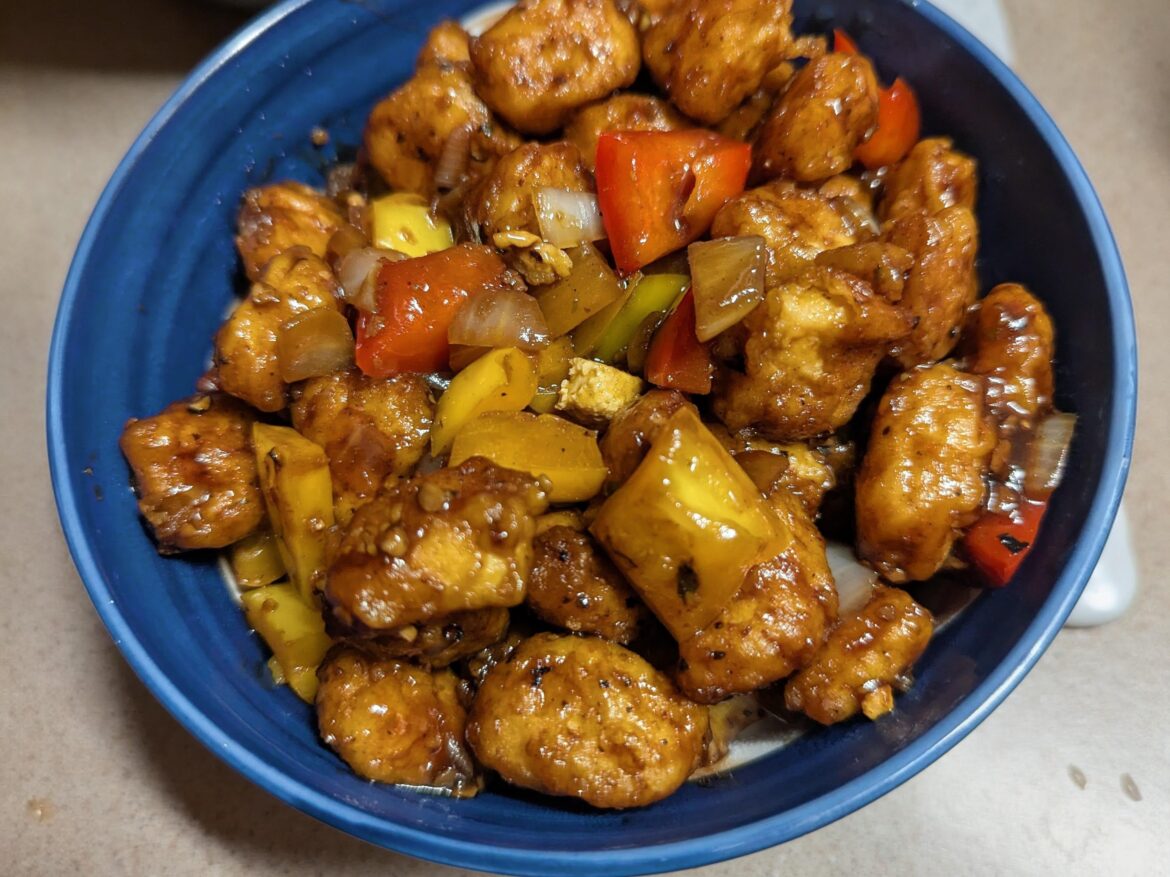 Black pepper chicken made with popcorn chicken from Kroger deli
