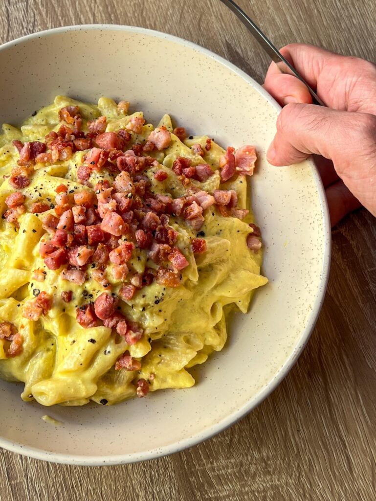 Proof that carbonara can be cheap and tasty (and SORT OF traditional) Proof that carbonara can be cheap and tasty (and SORT OF traditional)