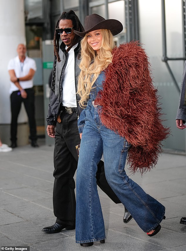 The top chef revealed Jay-Z and Beyonce made him starstruck and recalled meeting the pop star in her car as she was waiting for her husband to finish dinner at restaurant Daniel