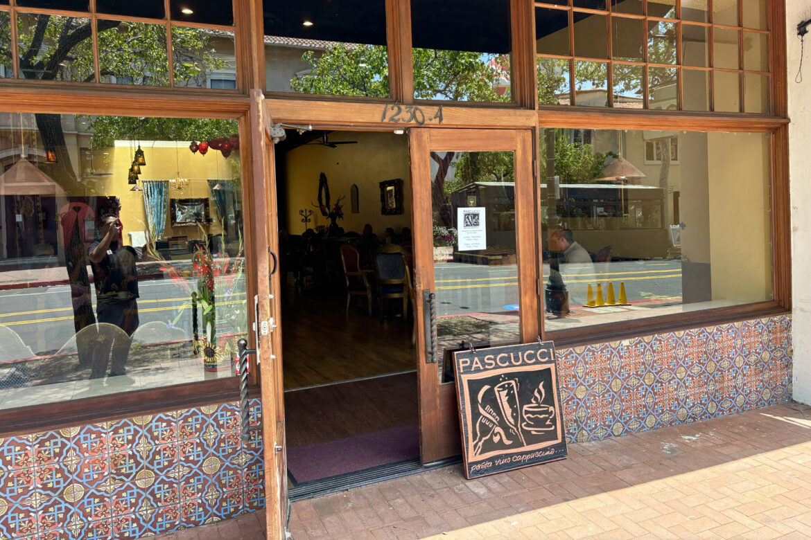 BizHawk: Santa Barbara Italian Restaurant Pascucci Closing for Good in February | Business