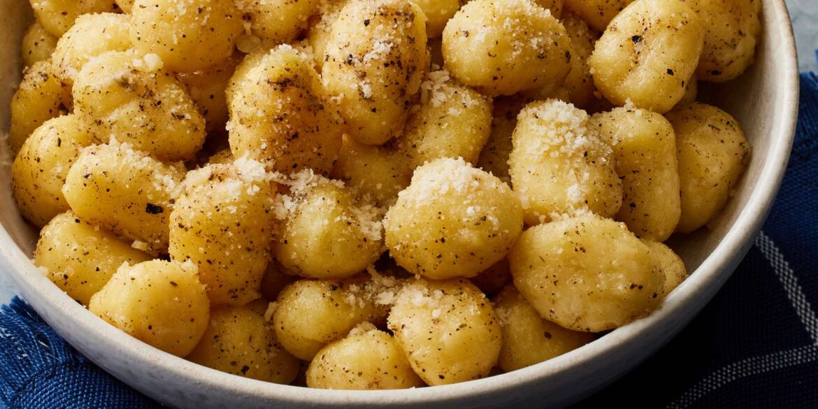21 Easy Dinners That Start with Packaged Gnocchi 21 Easy Dinners That Start with Packaged Gnocchi