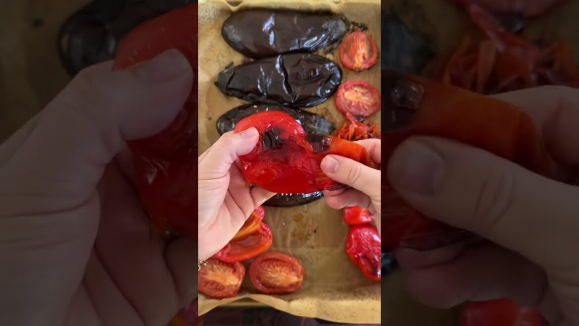 Baba Ganoush With Roasted Red Peppers and Tomatoes #babaganoush #easycooking #garliclover