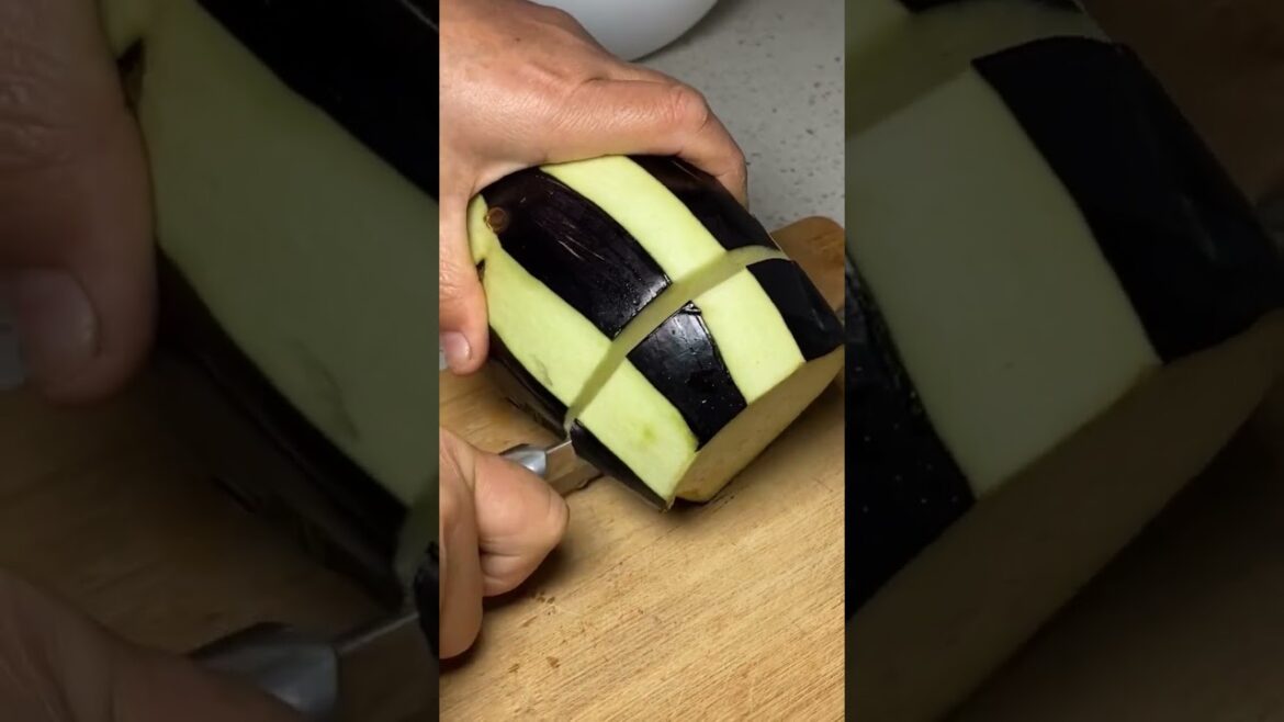 Insanely delicious Turkish Eggplant recipe!#shorts #food