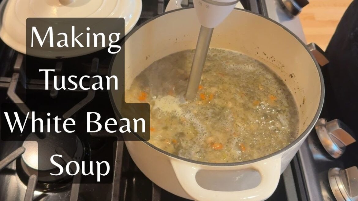 Healthy & Simple – Tuscan White Bean and Kale Soup Healthy & Simple - Tuscan White Bean and Kale Soup