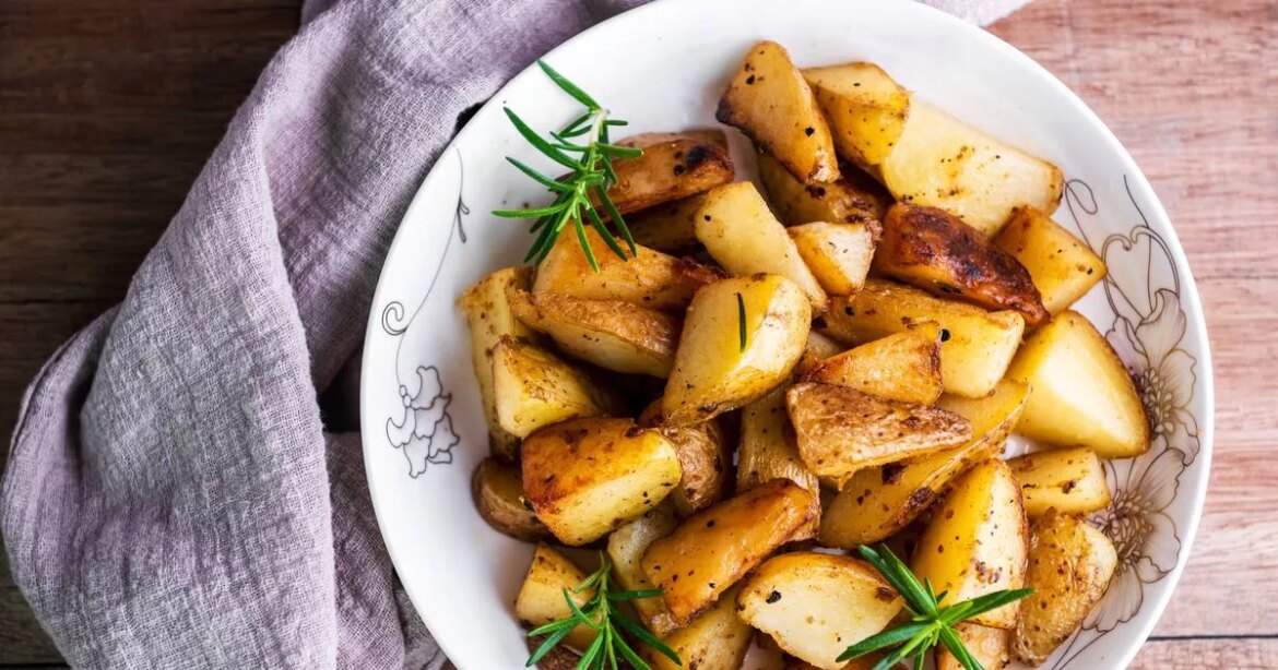 Completing 1 task in November can guarantee perfect roast potatoes this Christmas Daily Mirror