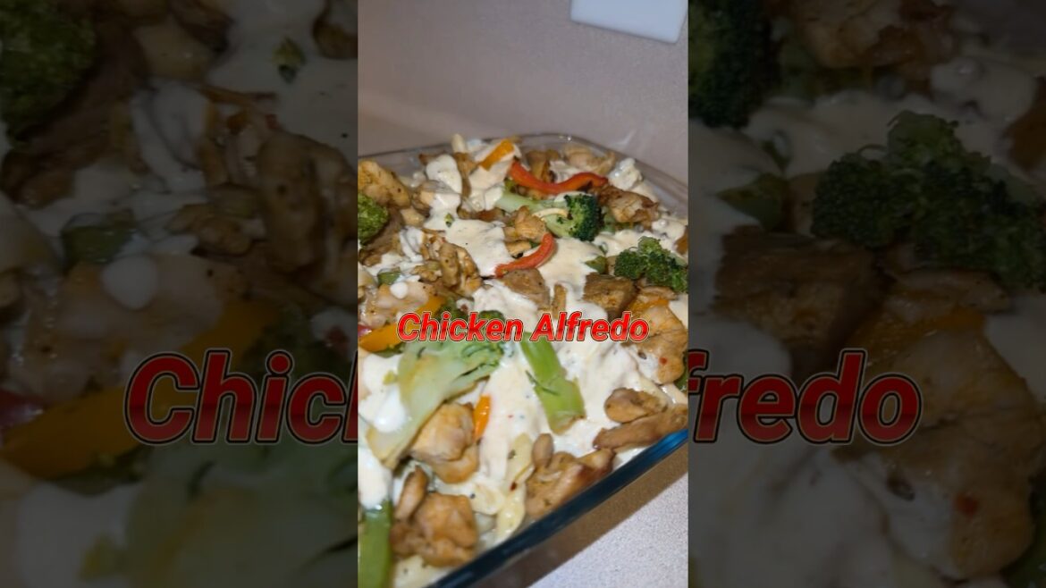 Easy Chicken Alfredo  #fyp #familyof3 #fallintoshorts
