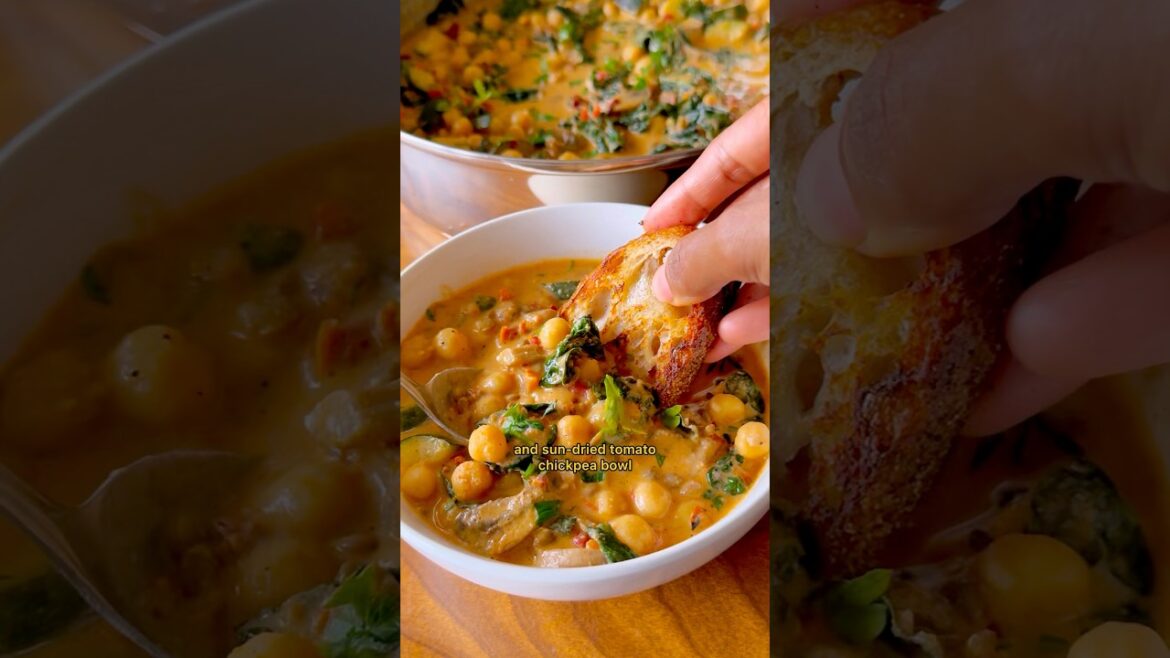 Creamy Roasted Red Pepper Chickpea & Lentil Bowl