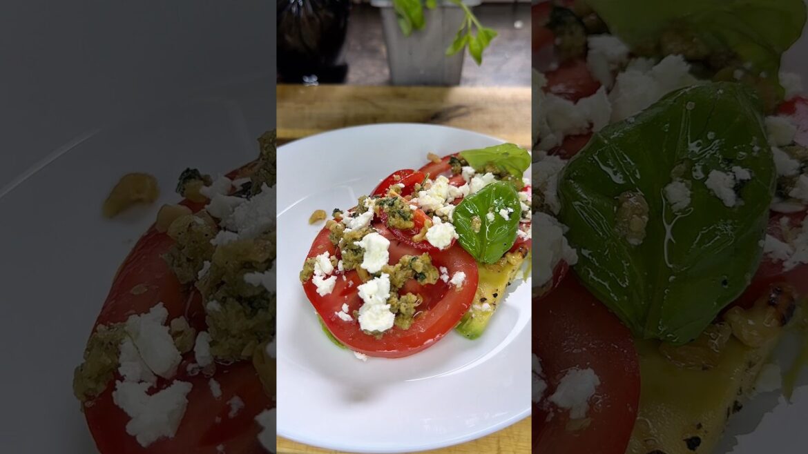 Средиземноморский салат мечты: авокадо, базилик и ореховая магия #салат #salad #рецепт #recipe