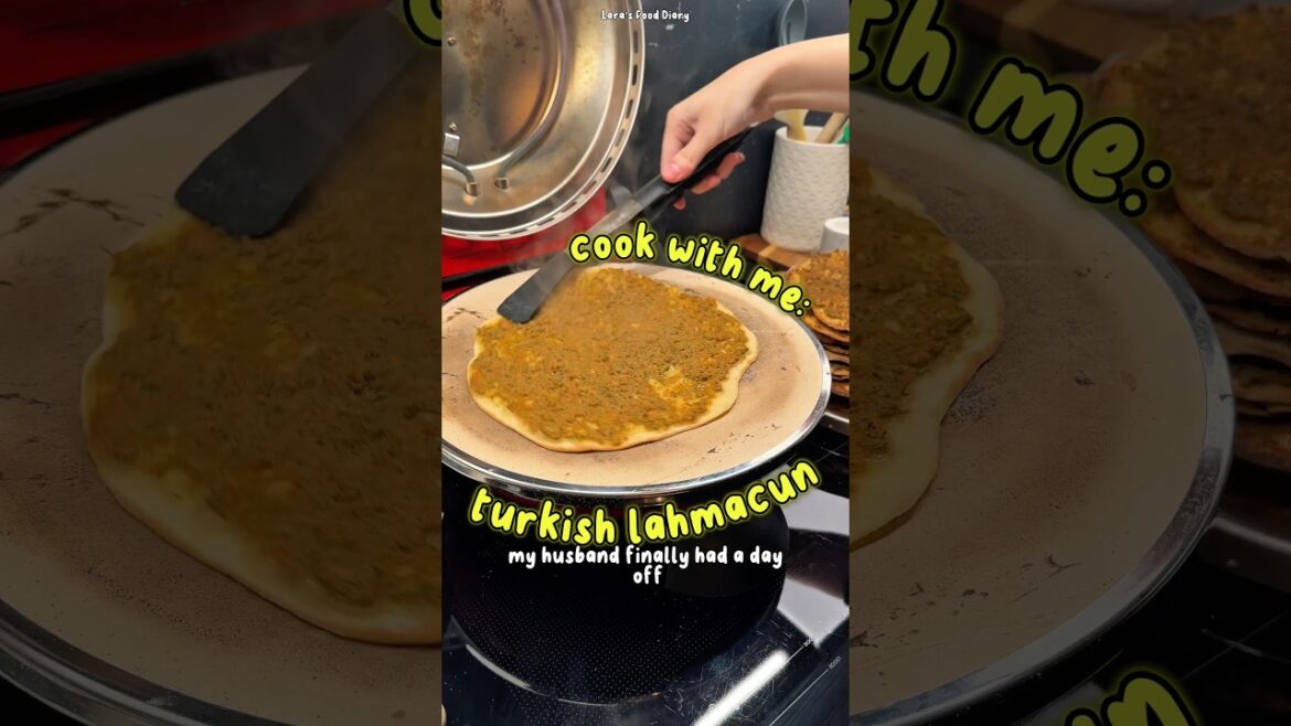 cook with me: Turkish lahmacun