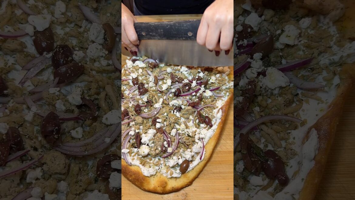 Let’s make chicken souvlaki pizza! Let’s make chicken souvlaki pizza!