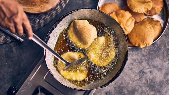 Choose the right cooking oil for your health. (Picture credit: Unsplash)