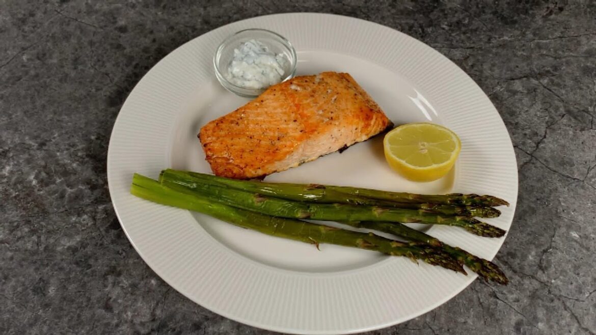 Quick & Tasty Salmon and Asparagus. Easy Dinner Recipe