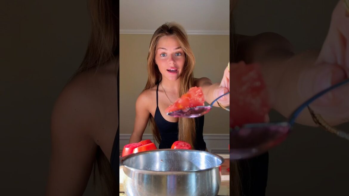 Stuffed tomatoes #jersey #pizza #tomatoes #shorts #cooking Stuffed tomatoes #jersey #pizza #tomatoes #shorts #cooking