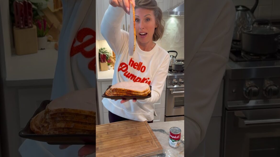 Turkey and Stuffing Roll Ups RECIPE on dinnerin321.com #turkey #thanksgiving #easyrecipe #recipe