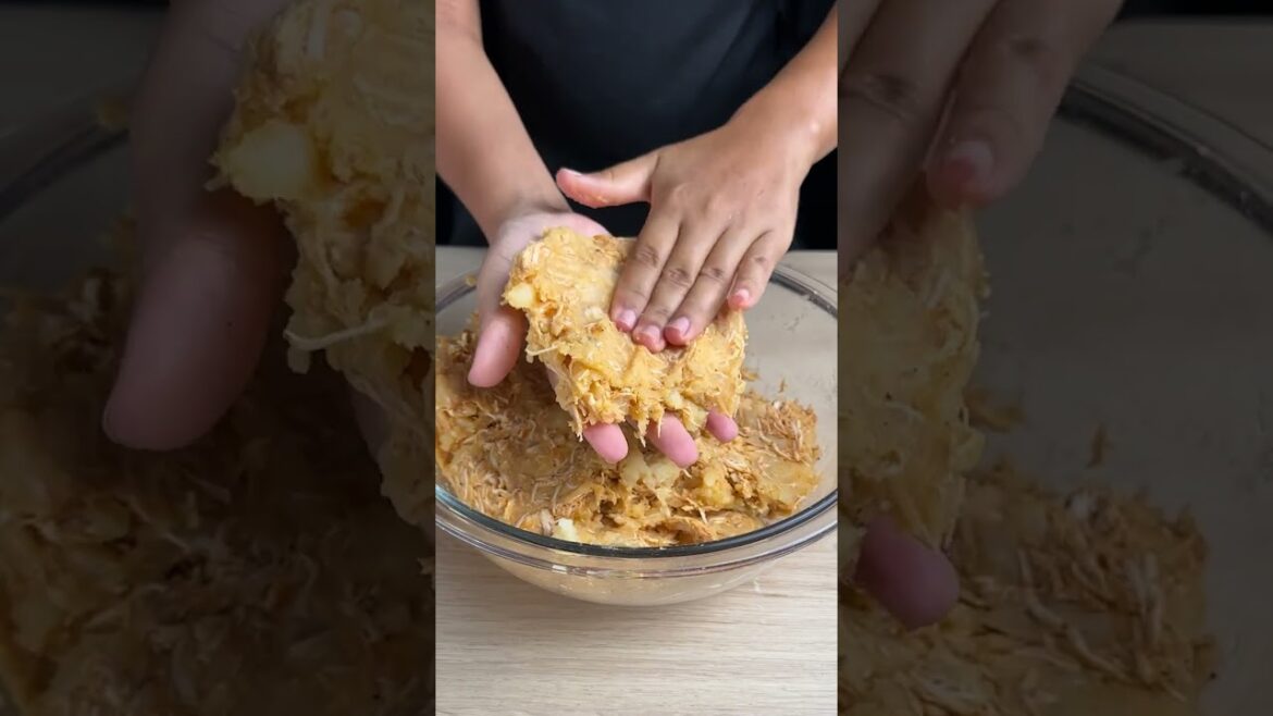 Learn how to make a delicious chicken kibbeh in the Airfryer.