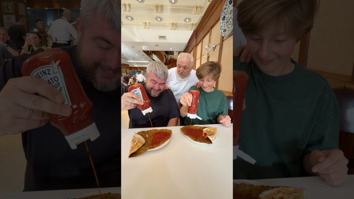 Authentic Lahmacun Only in Turkiye ​⁠@cookingwithkian ​⁠@GoTürkiye ​⁠@TurkishAirlines