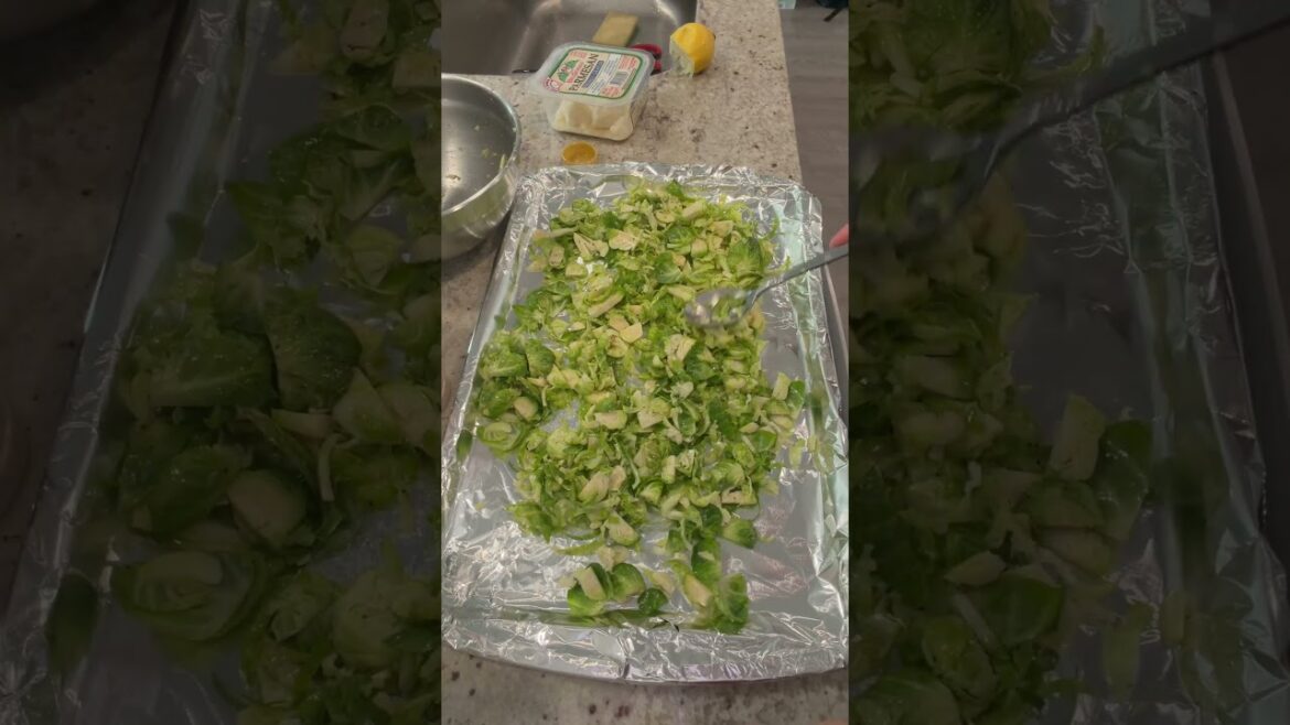 Lemon Parmesan Brussel Spouts #cookwithme #recipe #recipeoftheday #brusselsprouts