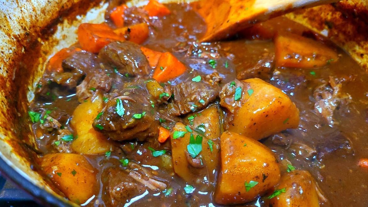 The perfect BEEF STEW you've been searching for | How to make BEEF STEW