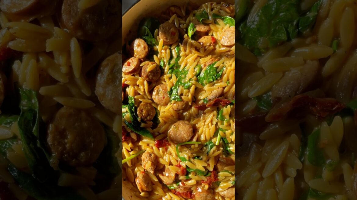 One-pot Italian chicken sausage & orzo #easydinner #cookingathome #onepotmeal #weeknightdinner