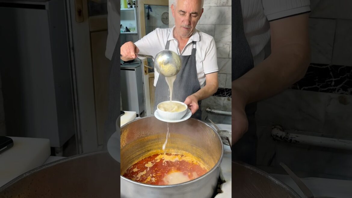 Yumurtalı işkembe çorbası | Bursa’da Tavukçuoğlu İşkembe. #bursa #işkembe #çorba #soup #yemek #food