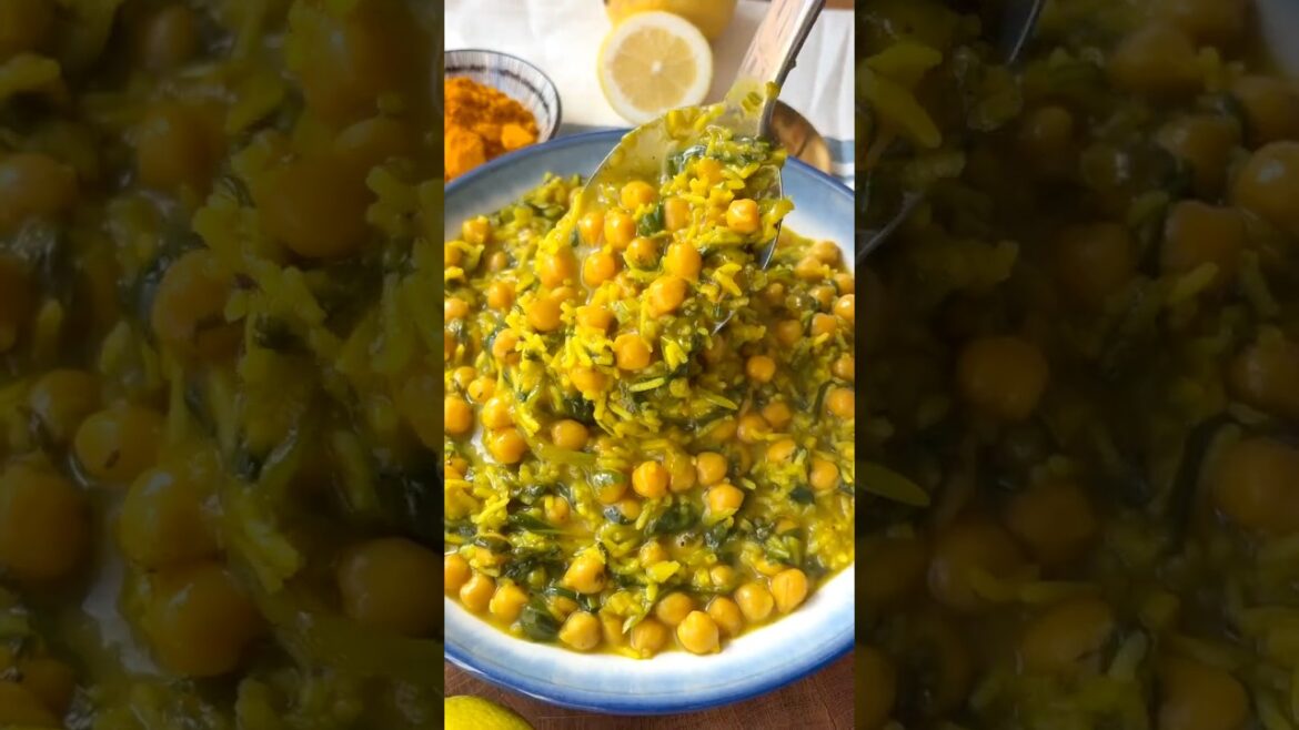 Turmeric Rice and Chickpeas (one-pot)