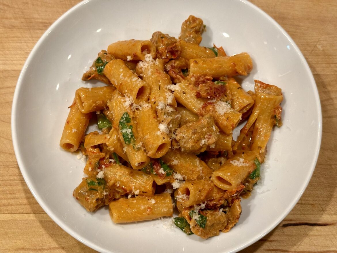 Rigatoni with Sausage, Fennel, Mushrooms, & Sun-Dried Tomatoes