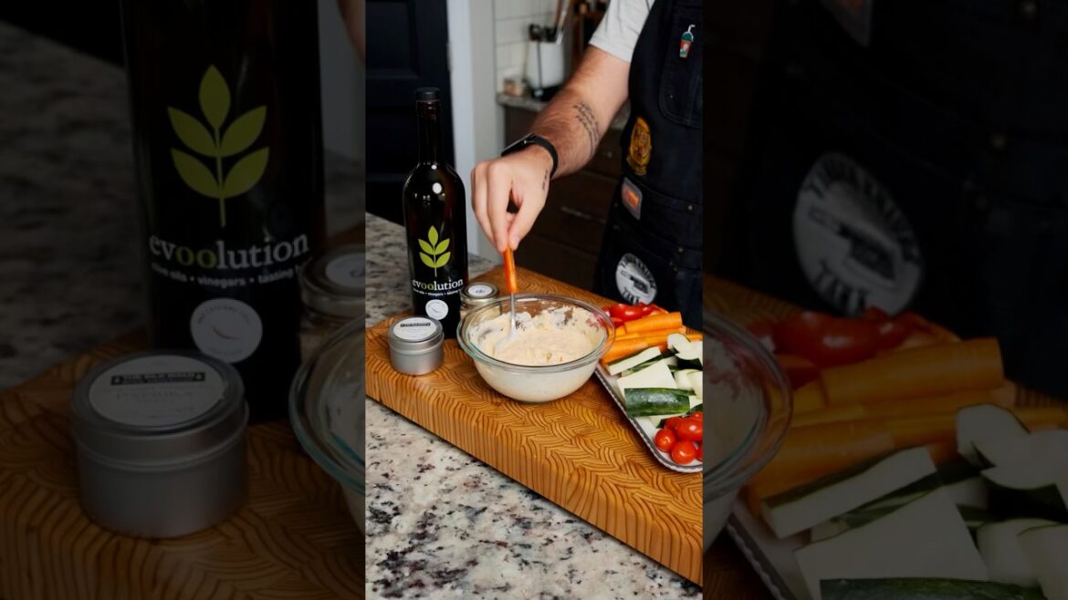 What’s your favourite kind of vegetable dip? Yogurt based? Hummus? Ranch? DRY?#food  #recipe #snack