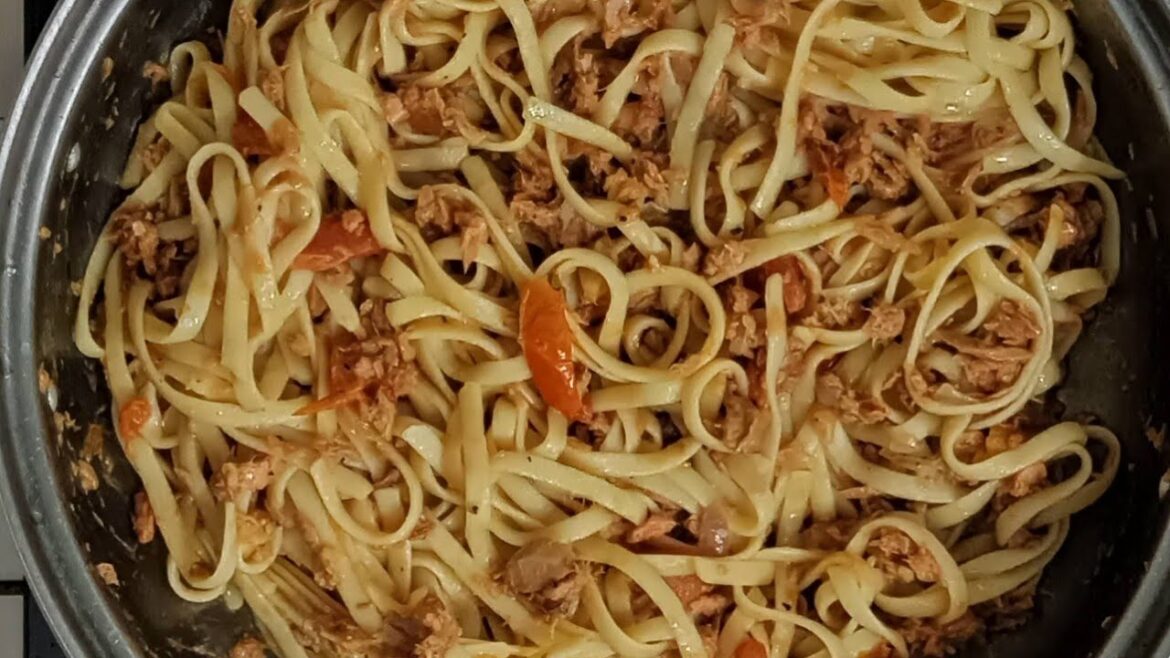 Chili Corned Tuna Pasta | Canned Tuna Pasta Recipe
