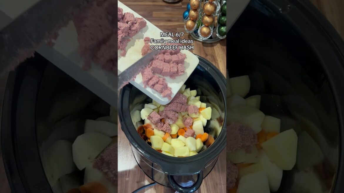 Cornbeef hash ✨❤️ #mealideas #cornbeef #slowcookerrecipe