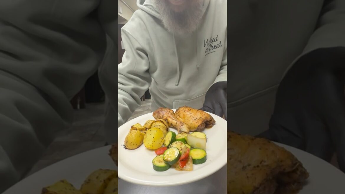 Herb Roasted Chicken, Lemon Pepper Potatoes & fresh Zucchini! Checkout oldscoolkevmo.com
